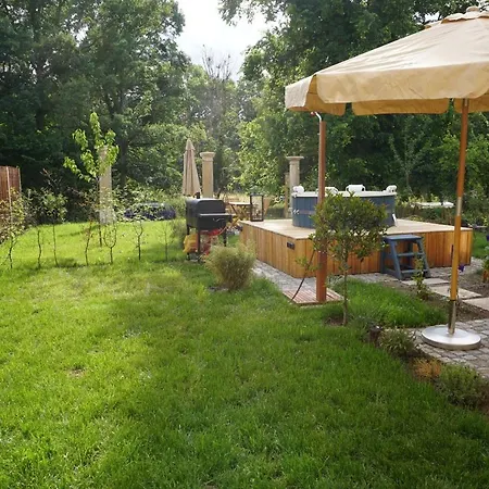 Alte Brennerei Schloss Zehista Og Akelei Lejlighed *